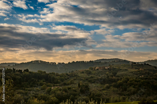 view of mountain landscape in Tuscany, Italy © Chris Reynolds