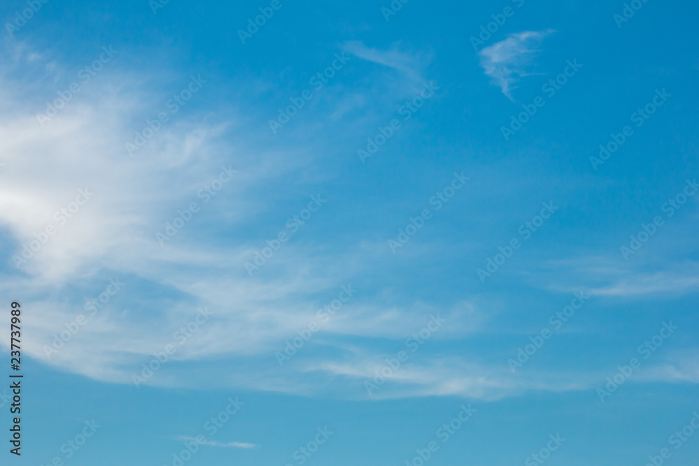 Fototapeta premium clouds on sky in the evening
