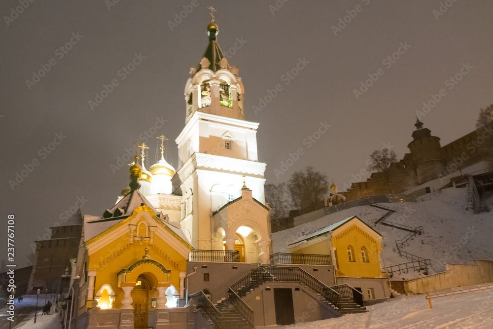 Fototapeta premium Nizhny Novgorod. National unity square. Chapel in memory of Alexander II