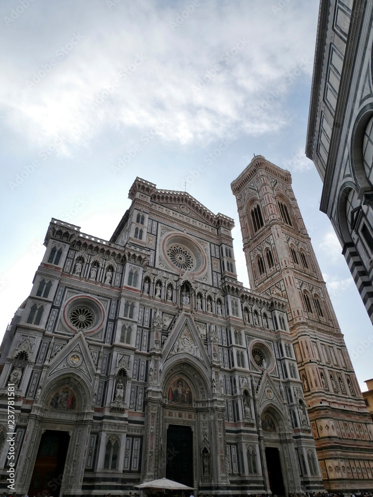 Fototapeta premium Catedral de Santa María de la Flor,en Florencia,obra de Filippo Brunelleschi.