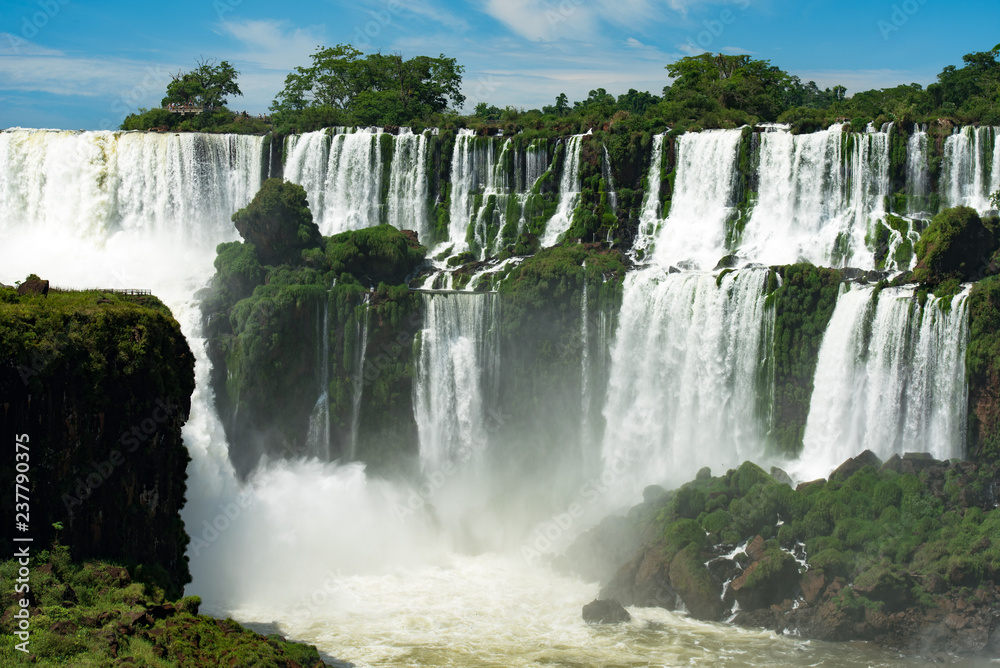 Fototapeta premium Cascade of Beautiful Iguazu Falls at the Side of Argentina