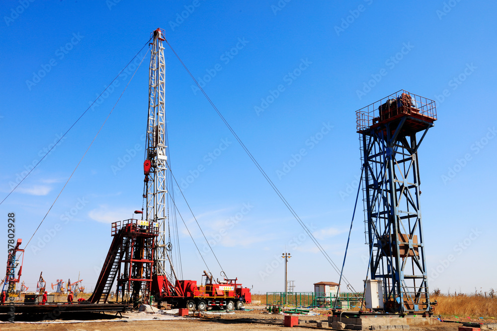 Tower type pumping unit in oil field