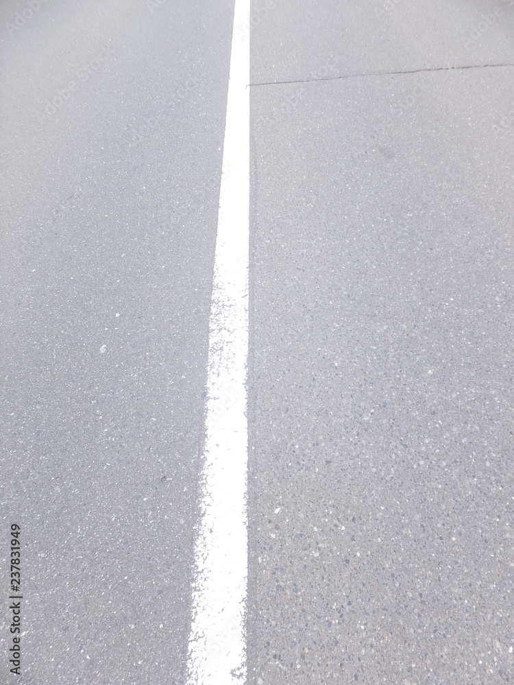 Fototapeta premium 道路・中央線・インフラ