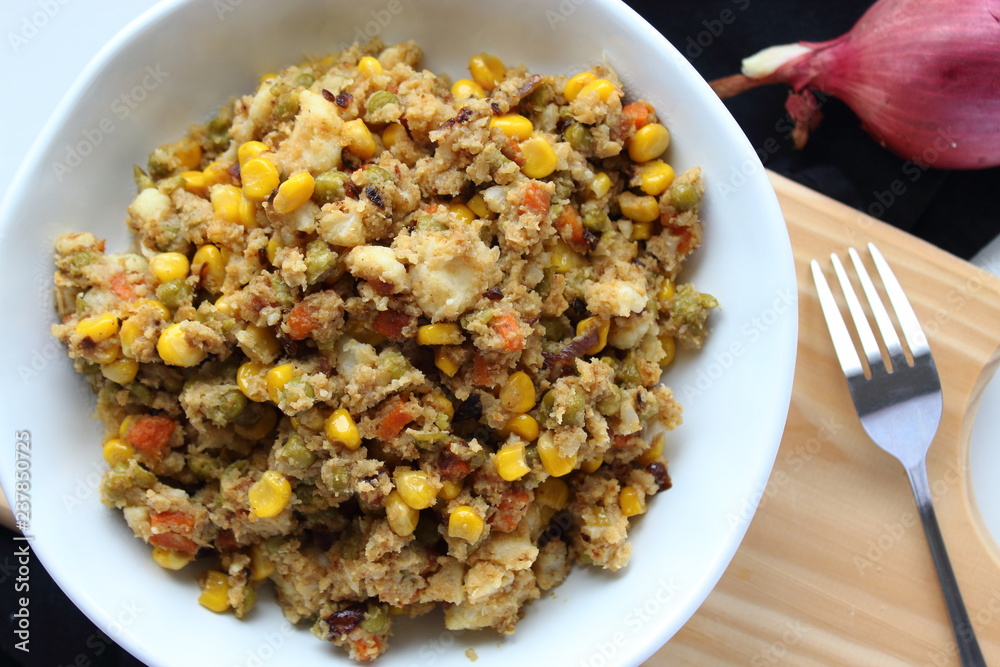 Vegan cauliflower rice. Vegan cauliflower rice.