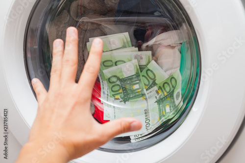 Money stuck in the washing machine