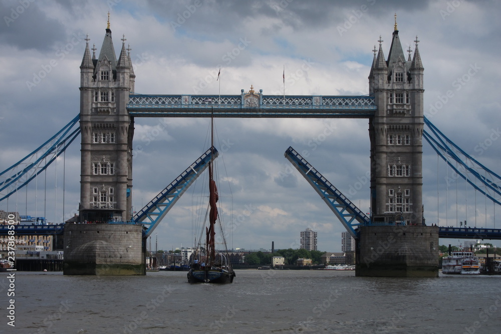 Obraz premium Tower Bridge