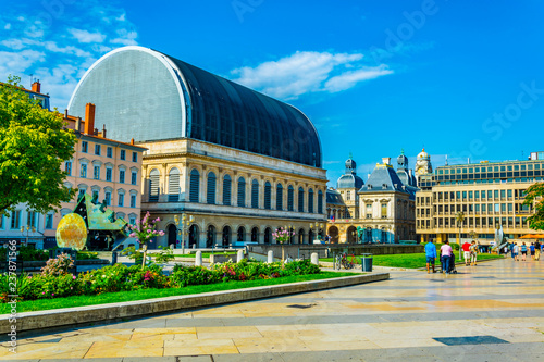 Foto National opera and town hall in Lyon, France