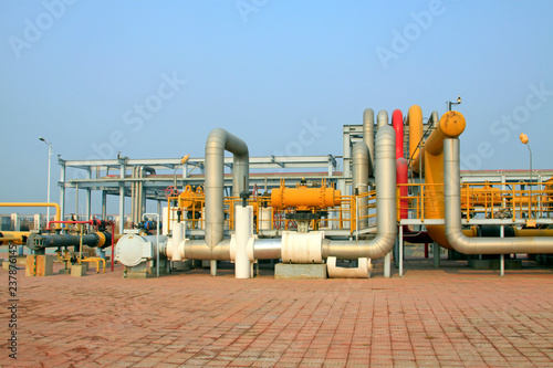 crude oil processing and transmission equipment