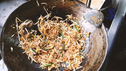 Pad Thai king shrimp  cooking