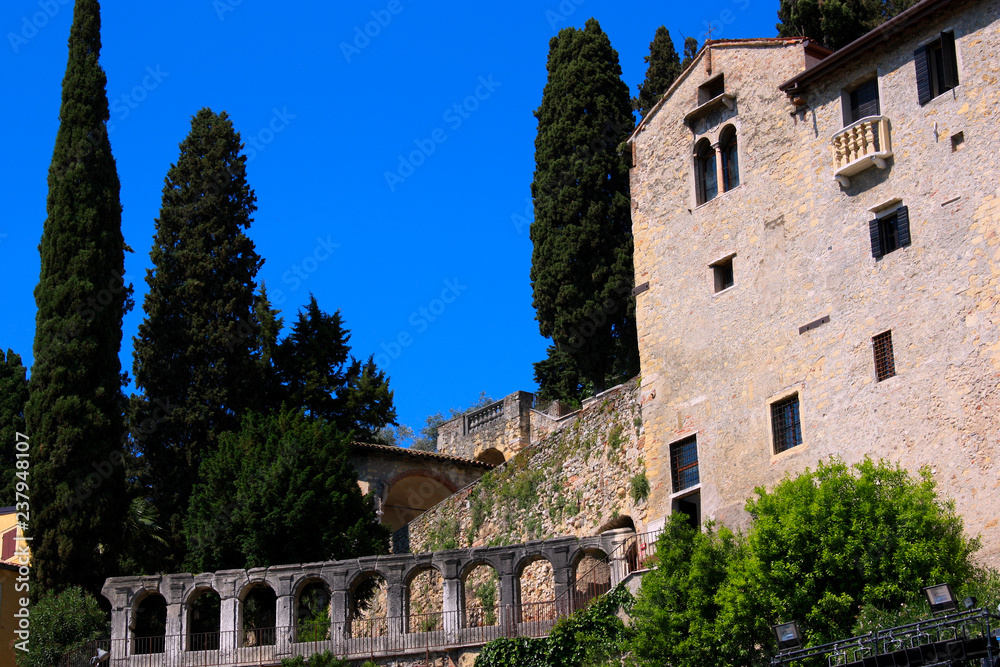 Italien, Verona, Teatro Romano und Convento San Girolamo