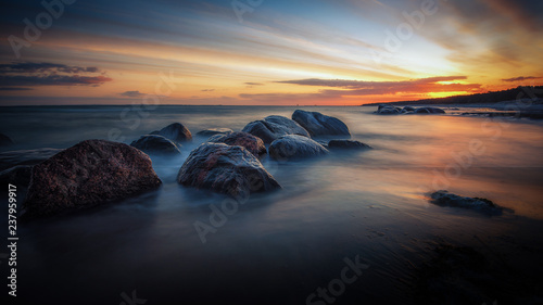 Sonnenaufgang am Strand von Lubmin als Langzeitbelichtung © Leinemeister