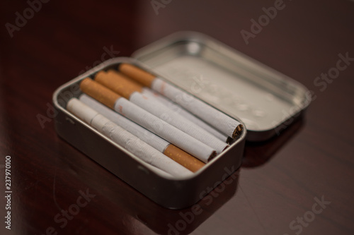 Cigarros - Cigarretes