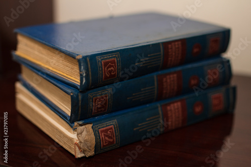 Livros Velhos - Old Books