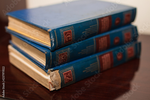 Livros Velhos - Old Books