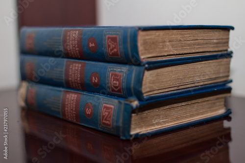 Livros Velhos - Old Books