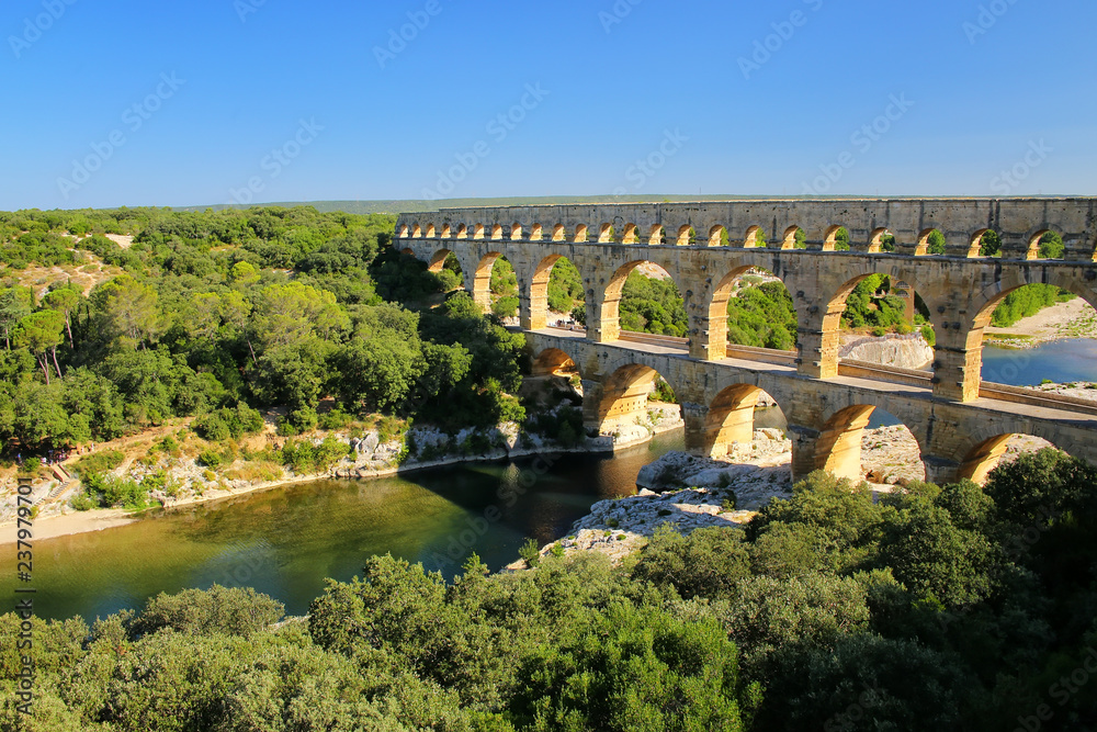 Fototapeta premium Aqueduct Pont du Gard in southern France