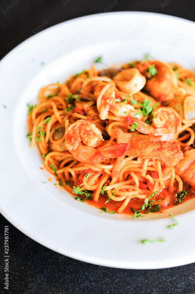 burger, hamburger, food, sandwich, bread, cheese, meat, cheeseburger, bun, beef, isolated, meal, fast, white, tomato, lettuce, snack, lunch, sesame, dinner, fast food, fat, object, salad, breakfast,pa