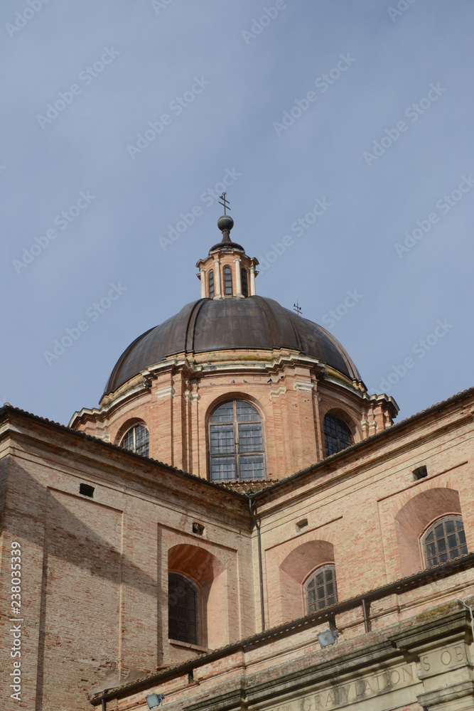 Dom Santa Maria Assunta in Urbino