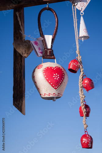 Fotografie traditional cow bells as home decoration