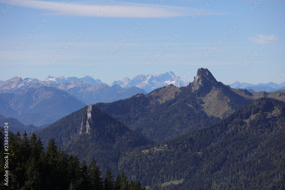 Obraz premium 3156 Mount Wallberg forest and mountain range seen from gondola