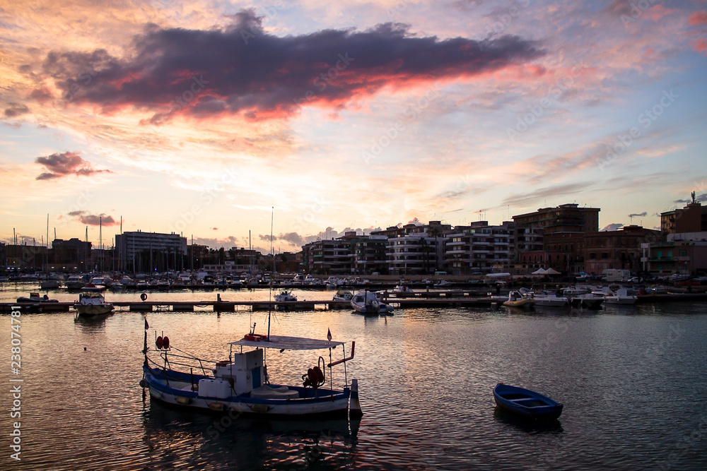 Tramonto al porto S. Lucia