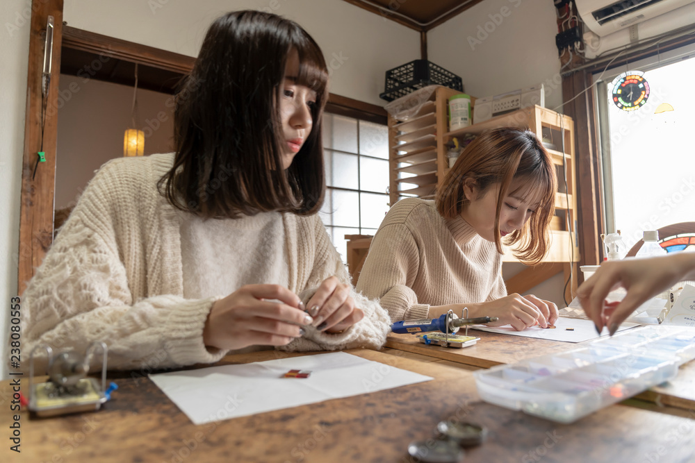 工作　ハンドメイド　手作り　イメージ