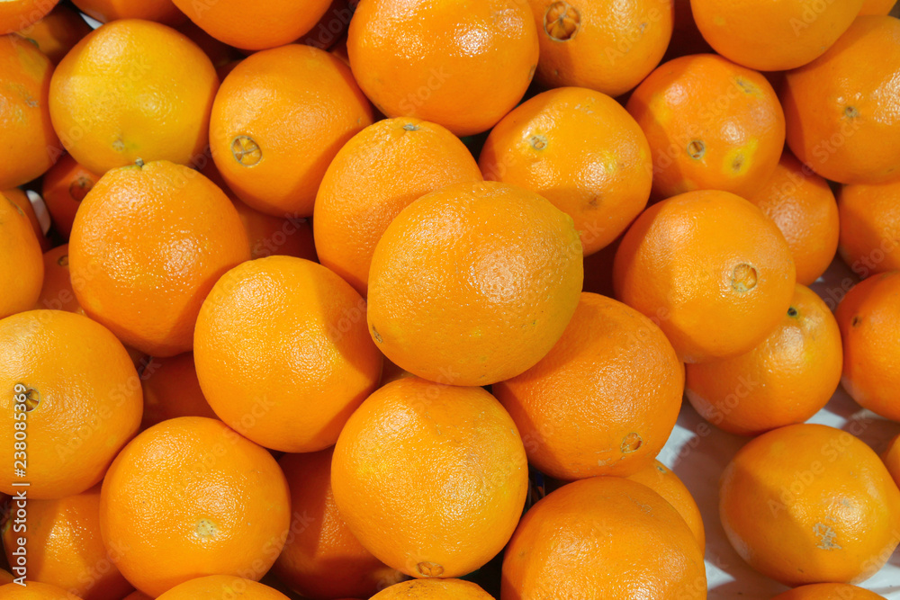 Quality oranges on the market
