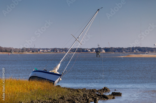 фотографія Sailboat ran aground near Waterfront Park, Charleston, South Carolina