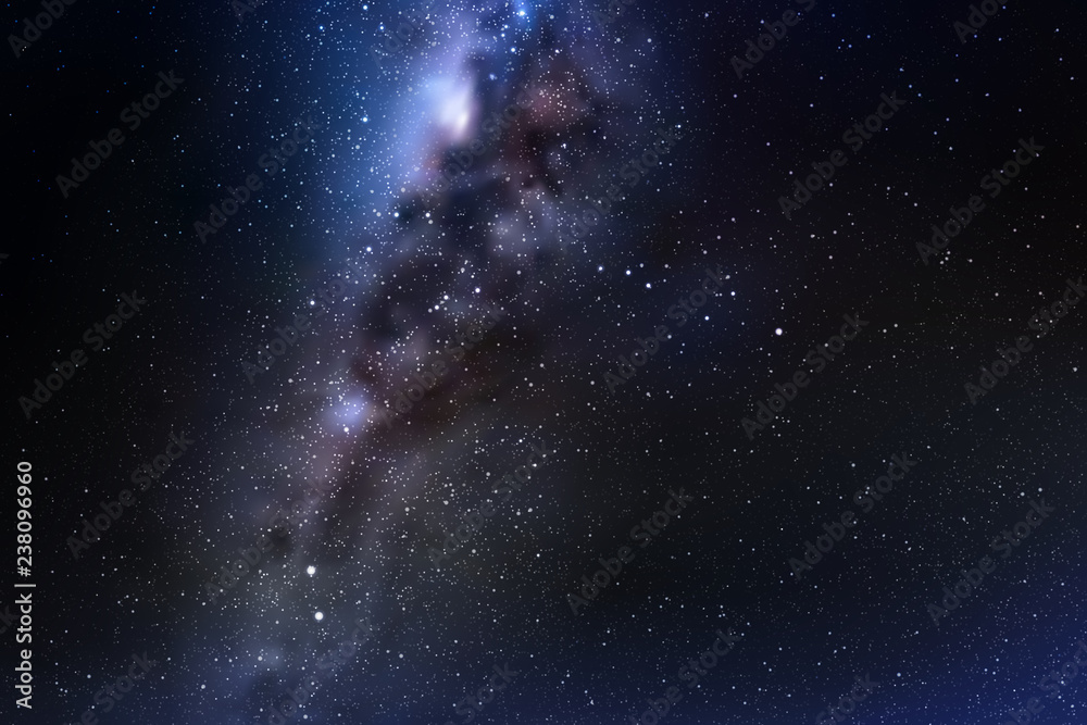 Naklejka premium Ilustracja wektorowa z nocnego gwiaździstego nieba i Drogi Mlecznej. Przestrzeń ciemne tło z fragmentem naszej galaktyki
