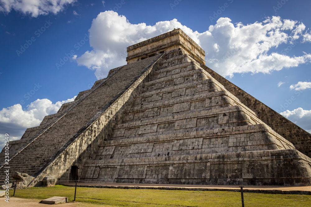 Chichen Itza El Castillo Chichen Itza El Castillo