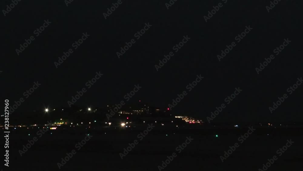 夜の那覇空港 夜の那覇空港