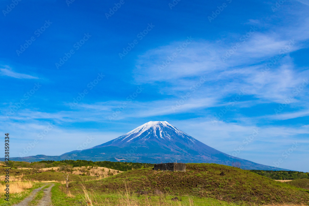Fuji-Yama Images – Browse 56 Stock Photos, Vectors, and Video