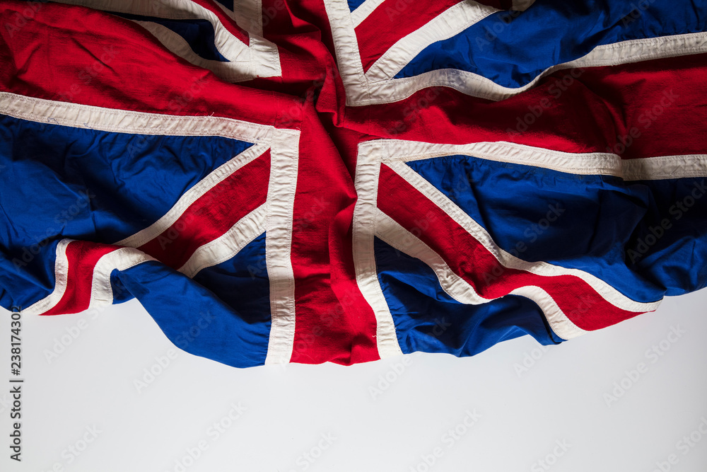 Cờ Liên Hiệp Anh cổ điển là một kiệt tác về thiết kế và màu sắc. Hãy cùng xem một bức ảnh về những chi tiết trang trí độc đáo của cờ Liên Hiệp Anh cổ điển. Bức ảnh sẽ đưa bạn trở lại thời kỳ hoàng kim của đế chế Anh.