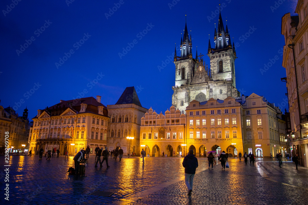 Obraz PRAGUE, CZECH REPUBLIC - FEBRUARY 20, 2013: the Old Square Town during the snowfall