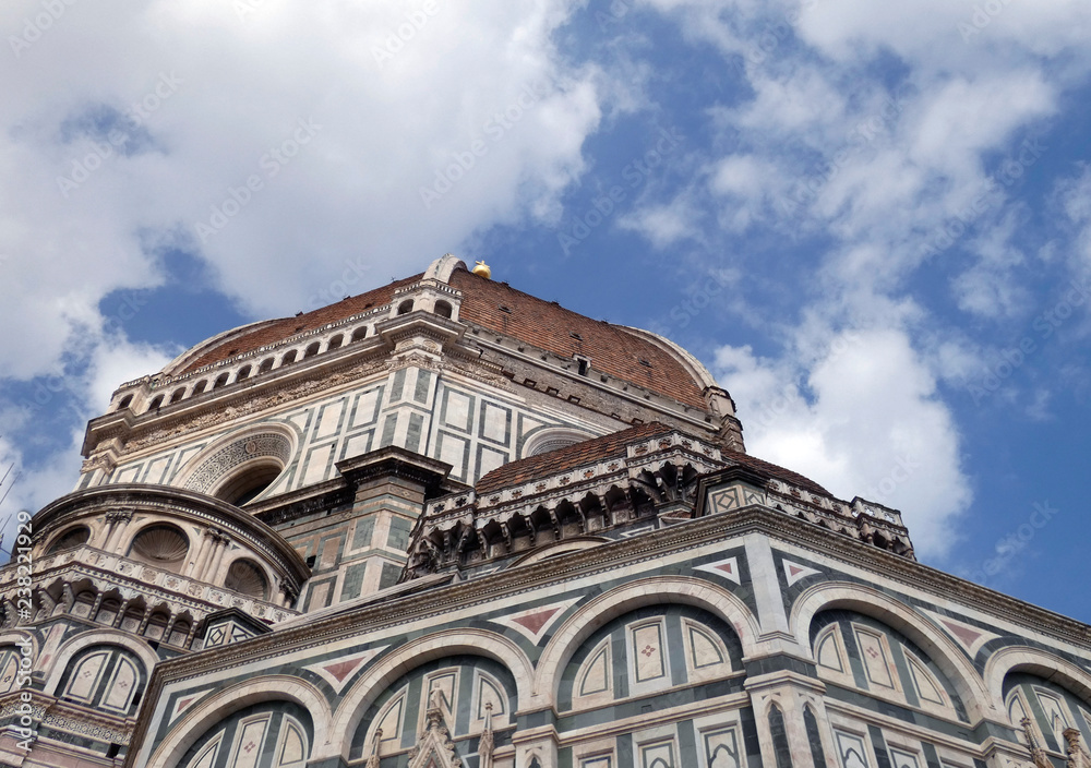 Cúpula de la catedral de Santa Maria del Fiore, o catedral de Santa María de la Flor,en Forencia,obra de Filippo Brunelleschi.