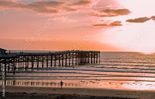 Fototapeta Naklejka Na Ścianę i Meble -  sunset on the beach in San Diego