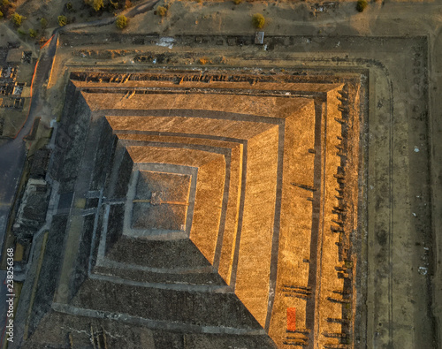 Flying over moon pyramid, Teotihuacan