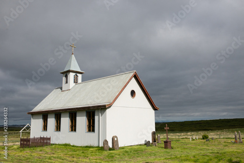 église islandaise sur route d islande