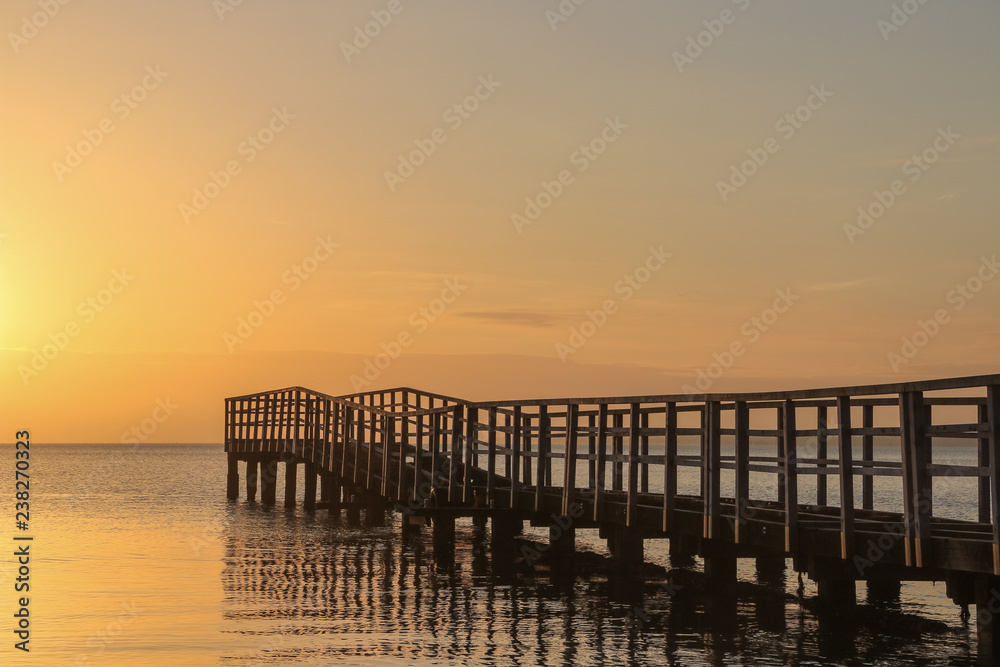 malerische Seebrücke an der Ostsee