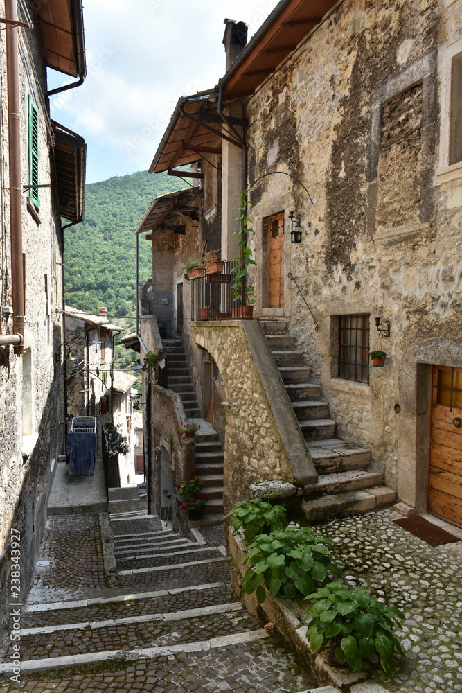Travel in the small villages of the Abruzzo region, in Italy