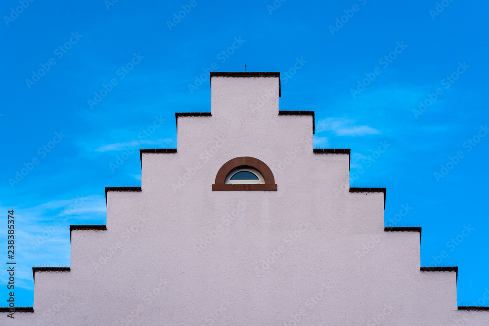Giebelwand / Fenster Giebelwand / Fenster