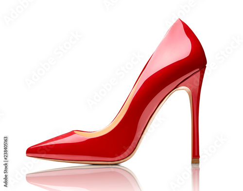 czerwone buty na obcasie moda kobiecy styl