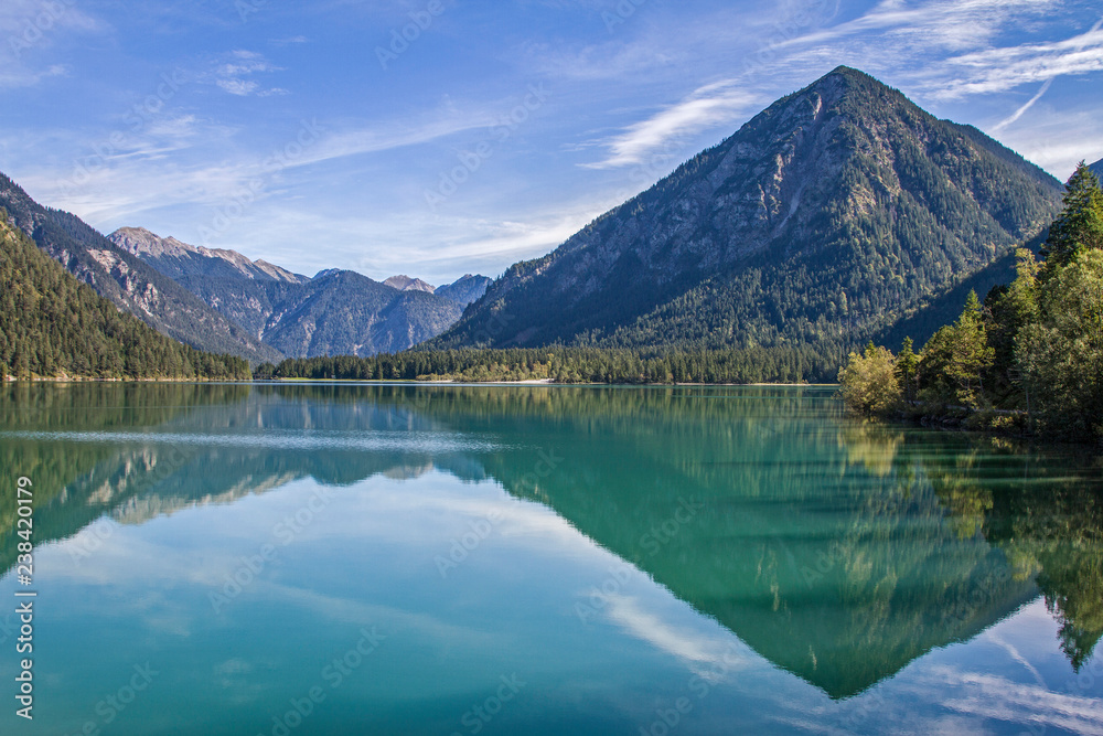 Wunschmotiv: Heiterwanger See in Tirol #238420179