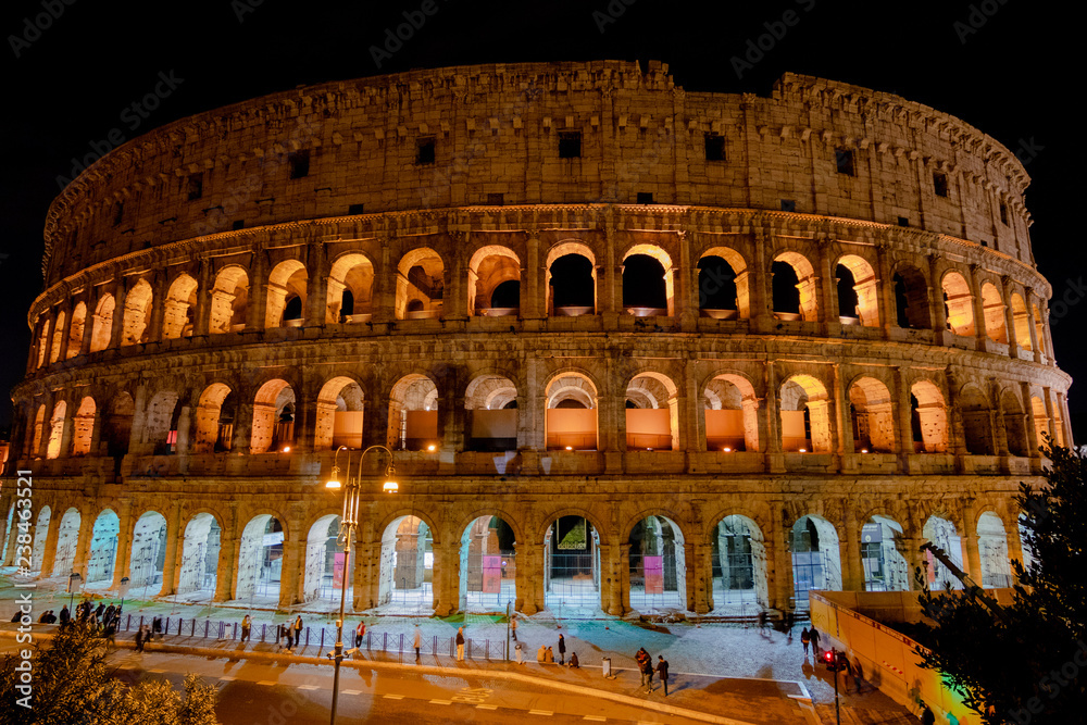 Colosseum by night 