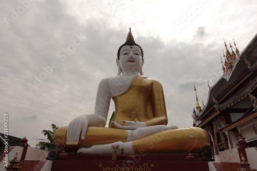 Golden temples in Thailand