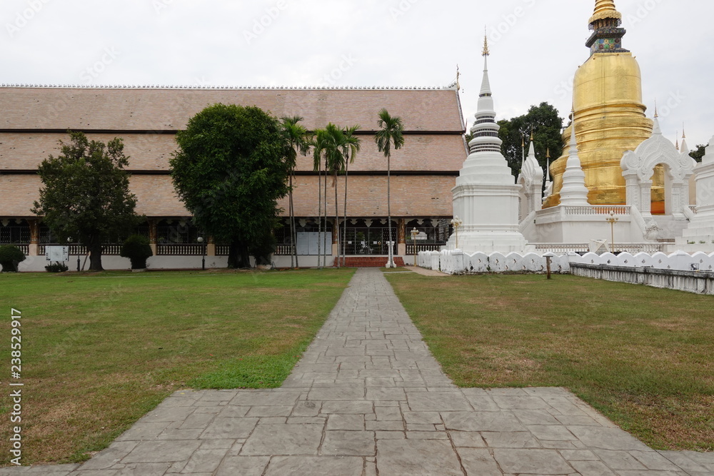 Fototapeta premium Temple in Chiang Mai