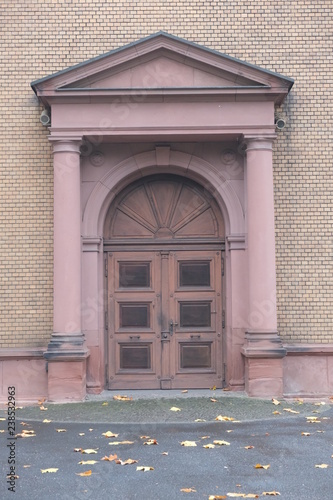 Friedhofskapelle Tor