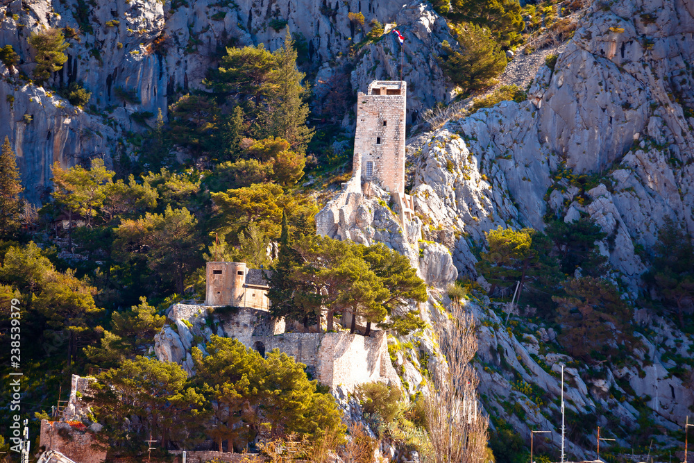 Omis mountain cliff fortress view