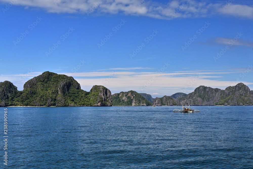 Sailing from Corong Corong-Bacuit bay E.of Entalula-Inatula-Shimizu-Miniloc islands. El Nido-Palawan-Philippines-0842