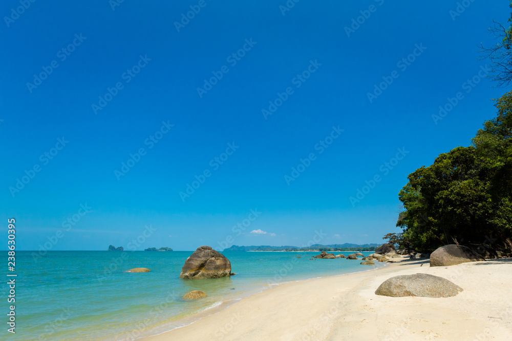Fototapeta premium Teluk Yu beach Langkawi island